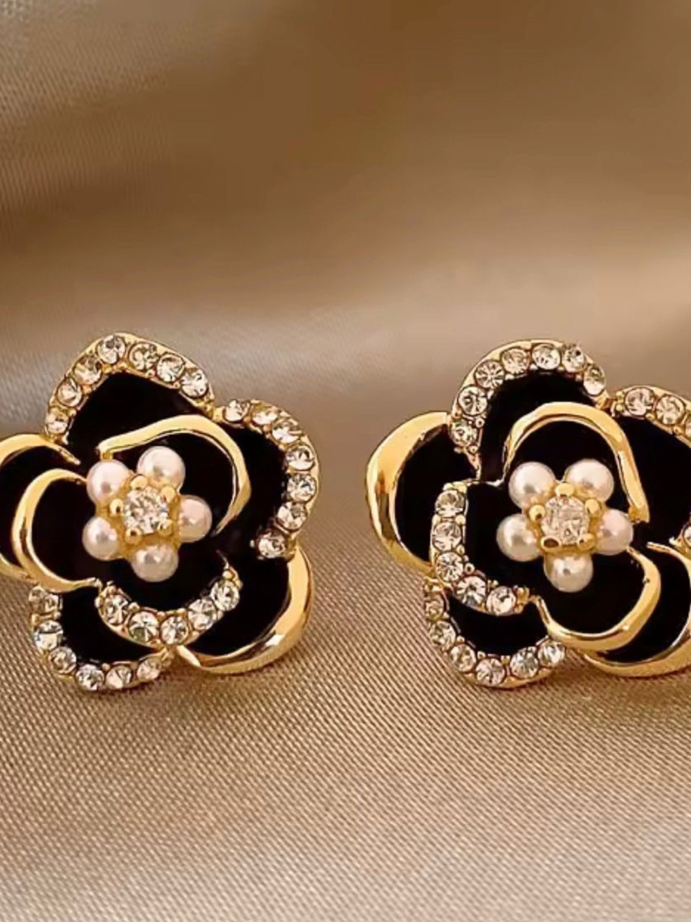 Black and Gold Floral Pearl Crystal Stud Earrings - Picture 4 of 5